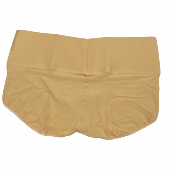 Carol Wior Belly Buster Firm Control Panty - Picture 2 of 4